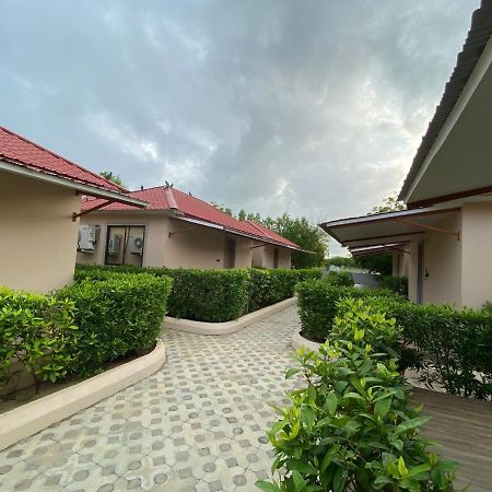 City The Village Beach Resort Laeja Ngoại thất bức ảnh