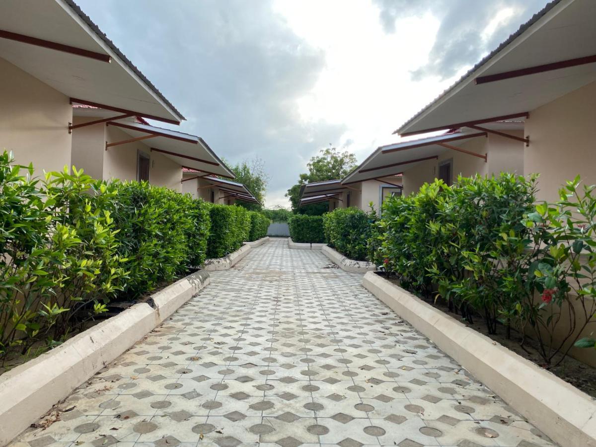 City The Village Beach Resort Laeja Ngoại thất bức ảnh