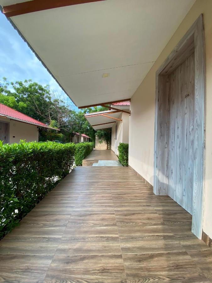 City The Village Beach Resort Laeja Ngoại thất bức ảnh