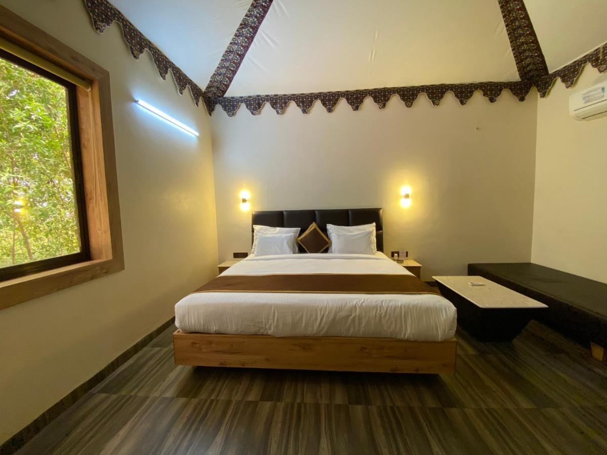 City The Village Beach Resort Laeja Ngoại thất bức ảnh