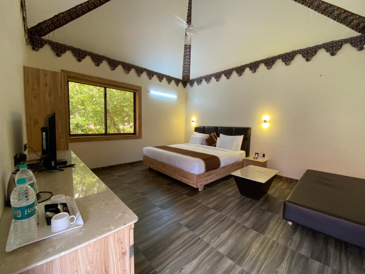 City The Village Beach Resort Laeja Ngoại thất bức ảnh